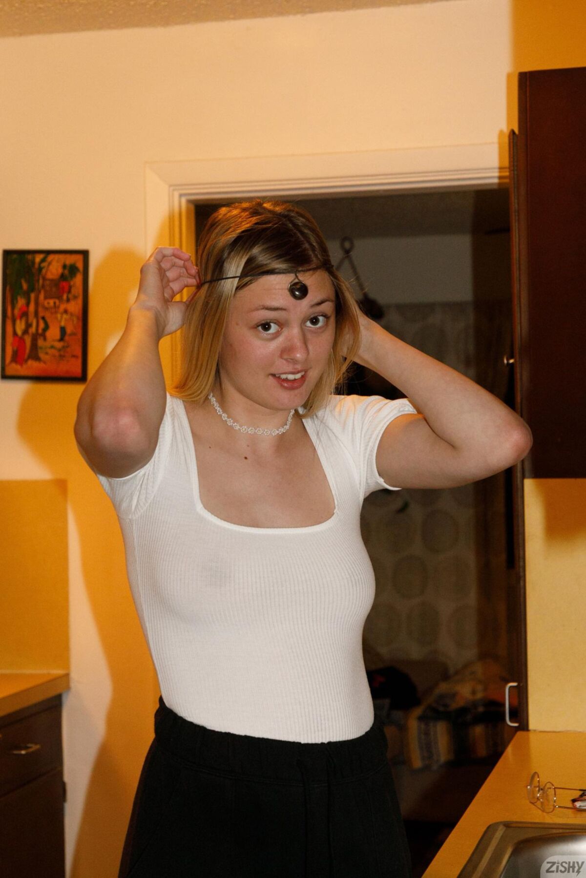 [Zishy.com] 2023 Amber Moore – Zishy – Amber Moore [Amateur,Solo, Masturbation,Posing] [1920*1280, 180 photos, 2 sets] – Porn torrents download