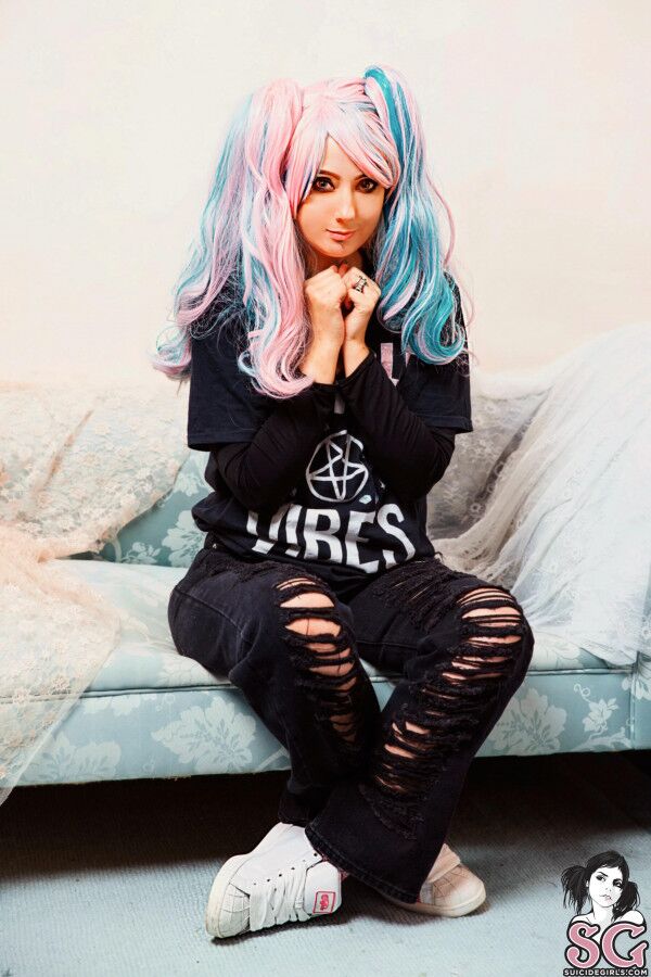 [SuicideGirls.com] 2023-04-29 Pinkypunkymodel – Pretty in pig tails – #5465189 [Solo, Cosplay] [4000×3968, 2667×4000, 55 photos] – Porn torrents download