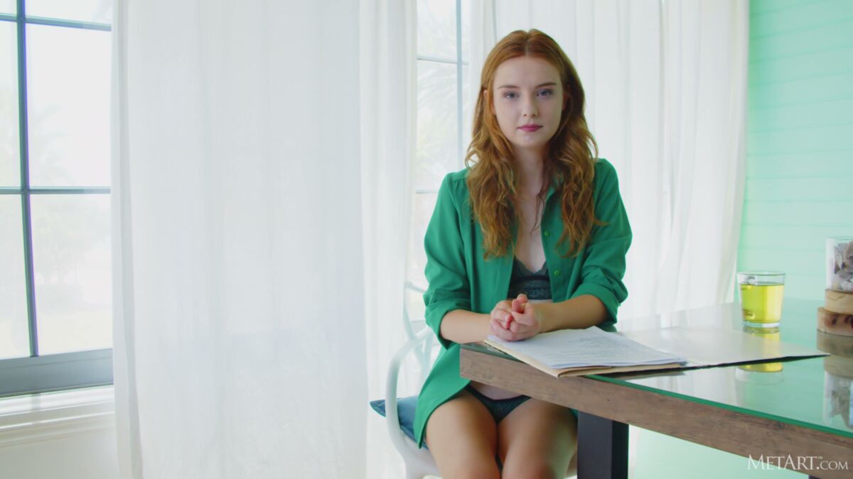 [MetArt.com] Sienna – Interview With Sienna [2022-03-27, Brunette, Erotic, Shaved, Solo, Barefoot, Belarusian, Spread Legs, 2160p, SiteRip] – Porn torrents download