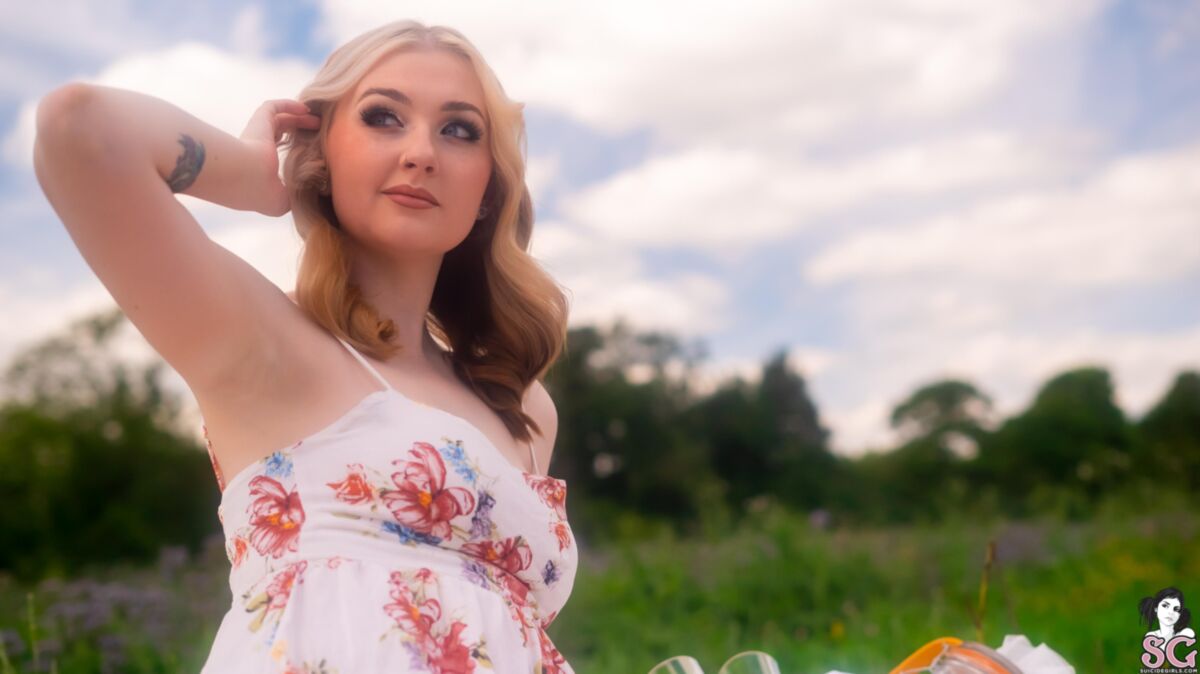 [SuicideGirls.com] 2022-12-10 Yange – Picnic in Paradise [Solo, Posing] [2384×4240 – 4240×2384, 40 photos] – Porn torrents download