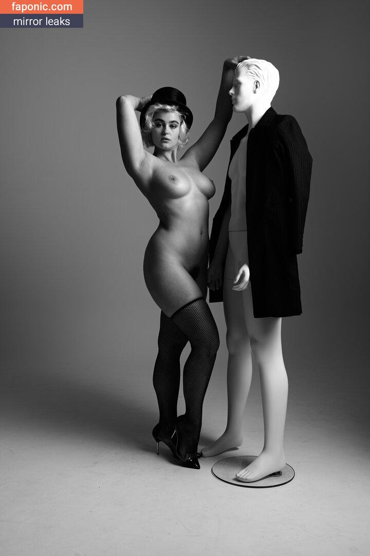 Stefania Ferrario [Babes, Big Tits, Blonde, Hairy, Posing] [412×620-3840×2136, 681 photos] – Porn torrents download