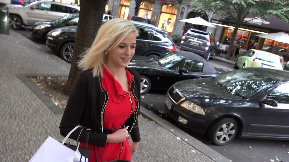 [CzechStreets.com / Czechav.com] Ria Sunn – Denisa the Gold Digger (with Russian subtitles) (E88) [2015, Blonde, Outdoor, Blowjob, POV, Hardcore, 2160p] [rus, eng sub] – Porn torrents download