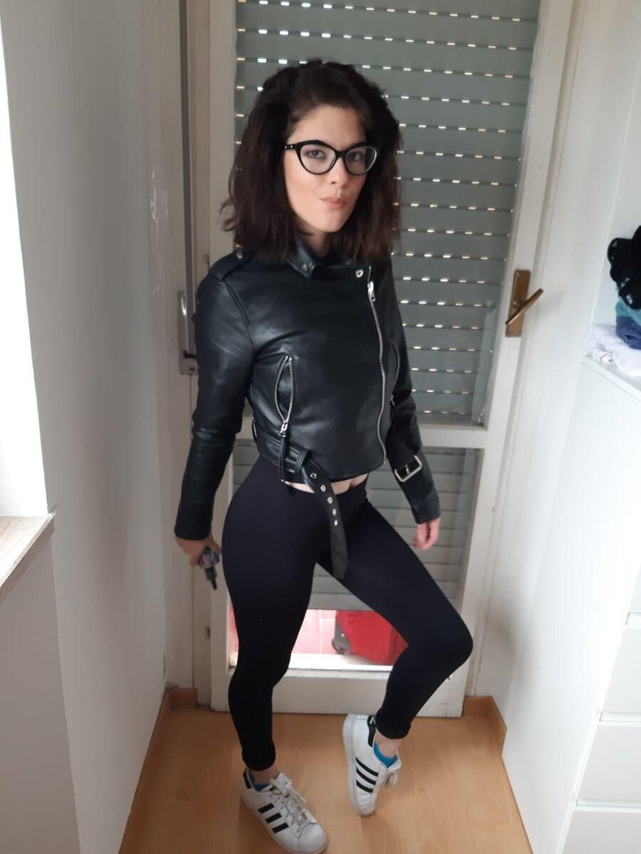 Sara Bell (49 videos) Pack [2018-2023, Anal, BBC, DAP+O, DAP+P, DP, Facial, Gape, Gangbang, Interracial, Pissing] – Porn torrents download