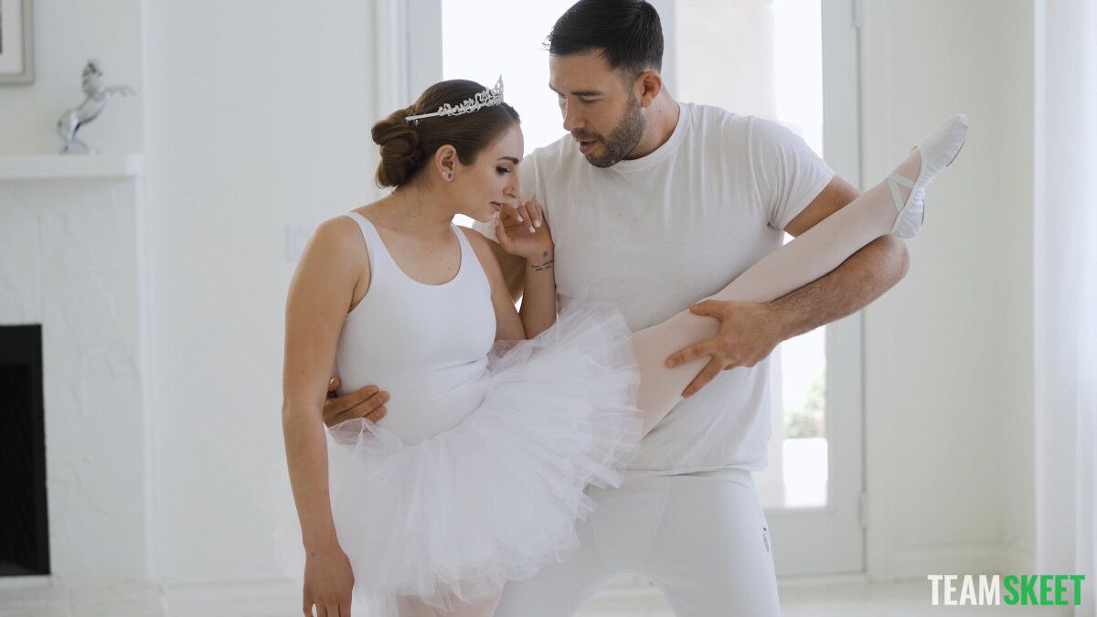 [ExxxtraSmall.com / TeamSkeet.com] Penelope Kay – Stretchy Lil Dancer [2021-06-09, Teen, Ballerina, Roleplay, Blowjob, Hardcore, Pussy Eating, Cowgirl, Reverse Cowgirl, Doggystyle, Missionary, Cumshot, 2160p, SiteRip] – Porn torrents download