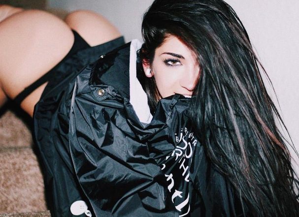 Arrow Marzetti (arrowmarzetti) [SuicideGirls.com] [2021-2023] [solo, posing, multi] [3413×5120 – 8256×11008, 275 photos, 5 sets] – Porn torrents download