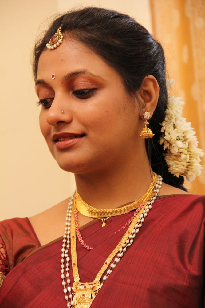 2011-12-29 India s Most Wanted Pregnant Hottie Sanjana [Indian, Solo, Posing, Lingerie, Dark Nipples, Natural Tits, Big Boobs, Armature, Reality, Tits, BJ, Straight, Topless] [153x153 - 4608x3072, 634]