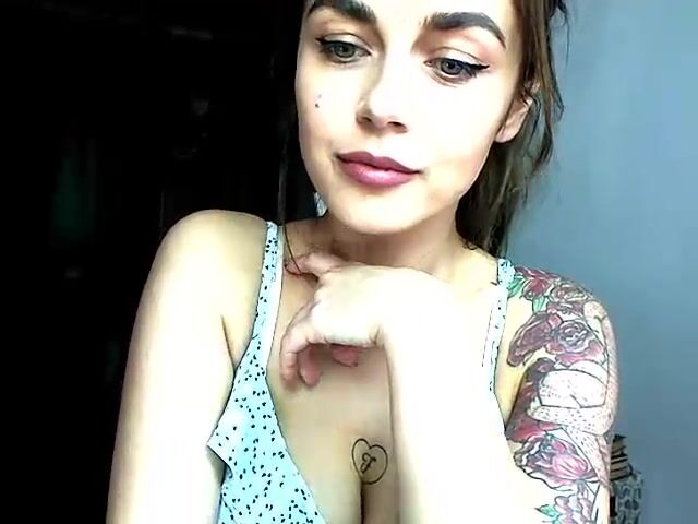 [Bongacams] Sonya-Mo ful private, finally revealed the theme boobs! [2018, Erotic, Posing, Solo, Big Tits, WebCam, 720p, CamRip] – Porn torrents download