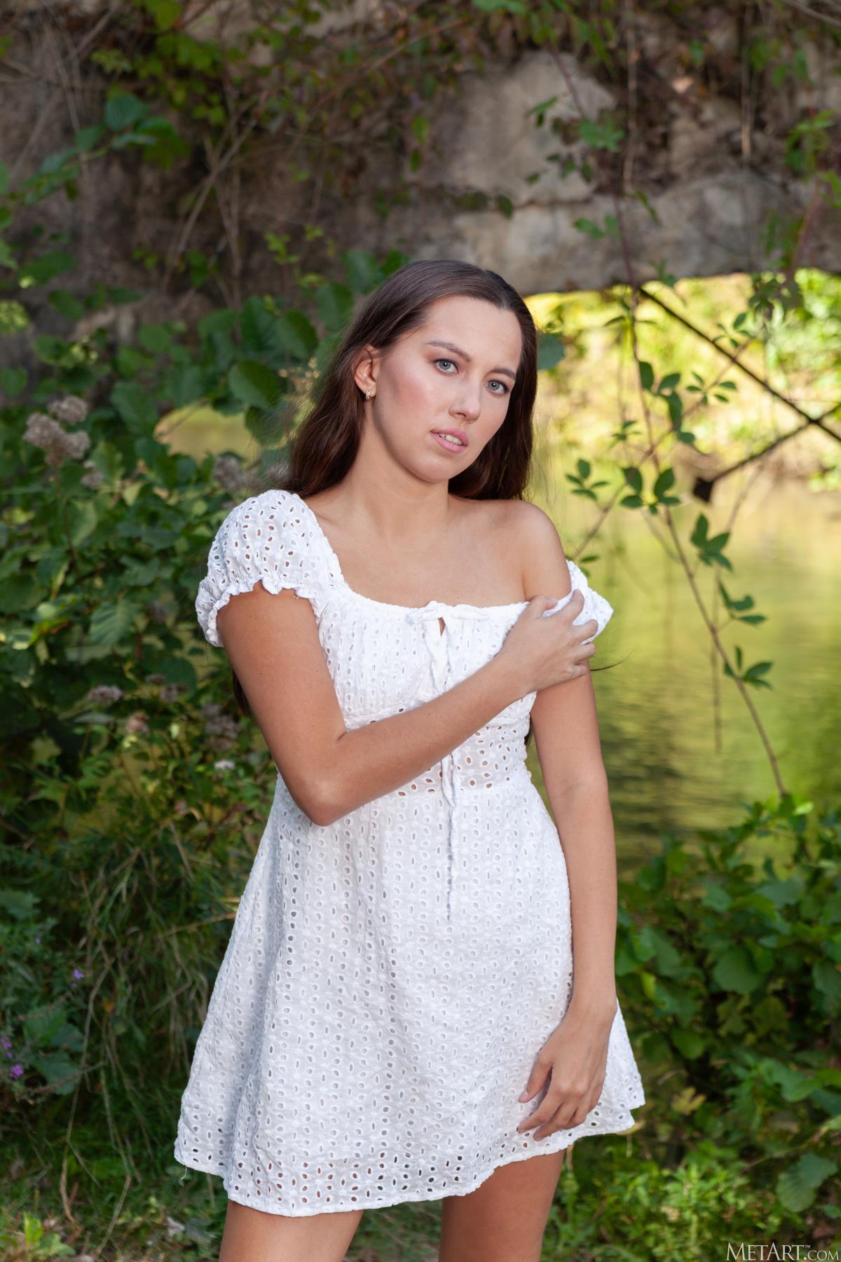 [930.6 MB]2024-03-05 Olivia Lust – Frilled Collar, Zarusha – Presenting Zarusha, Helina Dream – Cheeky Butterfly – Porn torrents download