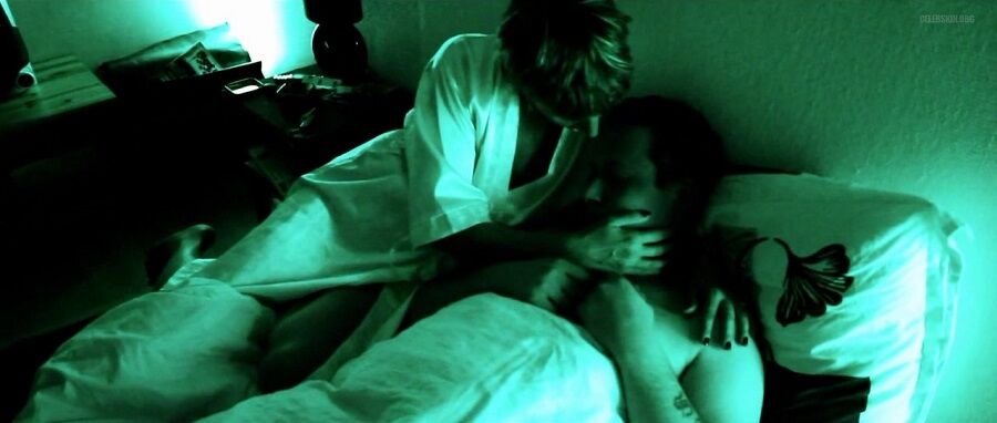 HANDS of SHEITAN / Devil’s Hands (Art house) [2014, Incest, Drama, Mother, Mom, Son, Mature, Taboo, Bizarre, Fisting, Blowjob, Cumshot, HDRip] – Porn torrents download