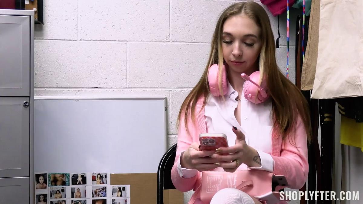 [779.6 MB] Breezy Bri – Case No. 7906293 – Breezy Strikes Again – Porn torrents download