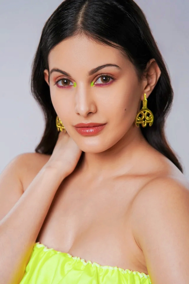 Amyra Dastur