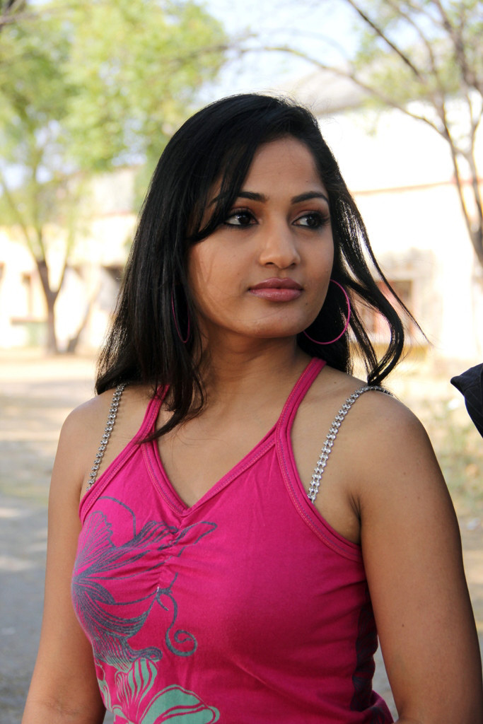Maadhavi Latha